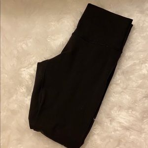 Black Wunder Under Leggings